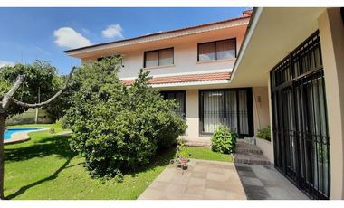 Casa con Departamento en Chacras de Coria Calle Viamonte