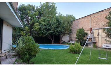 Casa con Departamento en Chacras de Coria Calle Viamonte