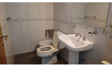 Casa con Departamento en Chacras de Coria Calle Viamonte