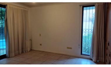 Casa con Departamento en Chacras de Coria Calle Viamonte