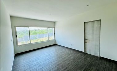 Casa en Venta en Cumbres Santoral en García