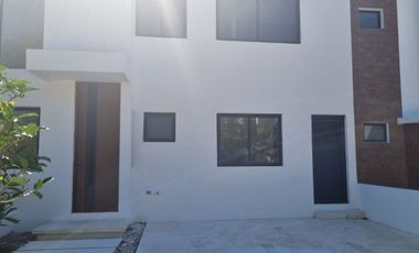 Casa en venta en Privada Altozano Mérida Yucatán