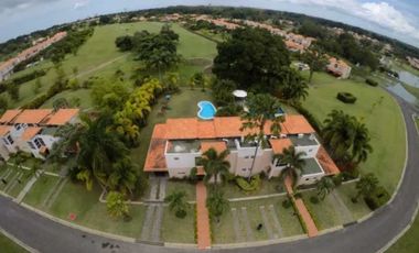 VENTA DE CASA DE PLAYA EN DECAMERON FARALLON