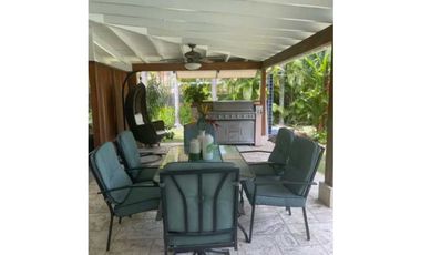 VENTA DE CASA DE PLAYA EN DECAMERON FARALLON