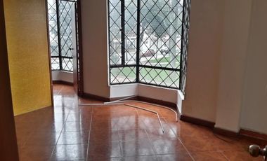 edificio en arriendo en normandia. Cod A958