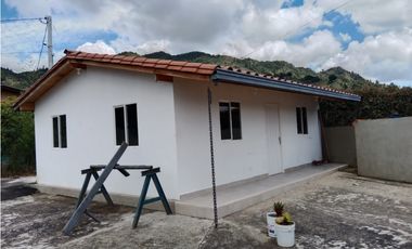 Casa en Arriendo en La Ceja Antioquia