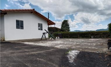 Casa en Arriendo en La Ceja Antioquia