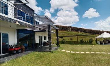 Casa en Arriendo en La Ceja Antioquia