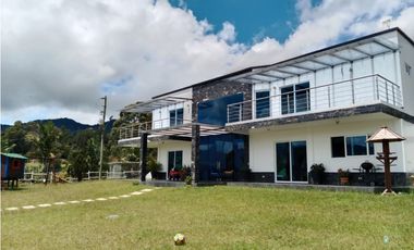 Casa en Arriendo en La Ceja Antioquia