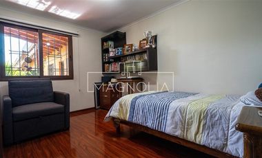 Casa en venta de 4 dorm. en La Florida