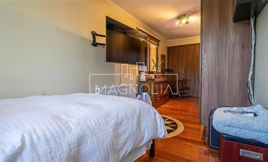 Casa en venta de 4 dorm. en La Florida