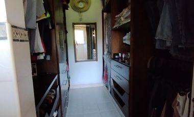 casa en arriendo/venta en c.c hacienda trapiches. Cod A2418