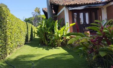 casa en arriendo/venta en c.c hacienda trapiches. Cod A2418
