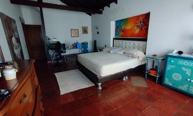 casa en arriendo/venta en c.c hacienda trapiches. Cod A2418