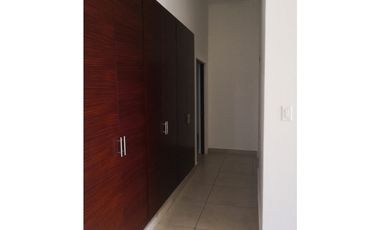 VENDO HERMOSA CASA EN PASEO DEL NORTE PH OLYMPUS