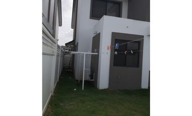 VENDO HERMOSA CASA EN PASEO DEL NORTE PH OLYMPUS