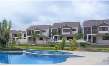 VENDO HERMOSA CASA EN PASEO DEL NORTE PH OLYMPUS
