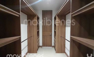 apartamento en arriendo en ciudad del rio. Cod A69971