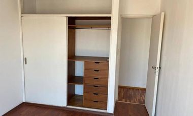 DEPARTAMENTO EN VICENTE LOPEZ 3 AMBIENTES CON COCHERA