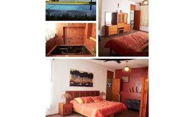 CASA EN VENTA A ORILLA DEL LAGO 