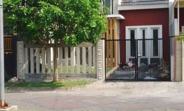 Rumah 1 lantai diperum Puri Safira Regency Menganti, Strategis