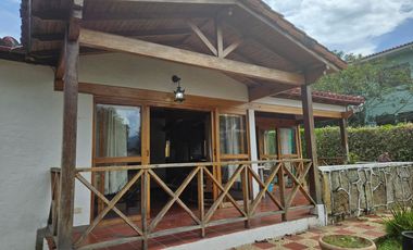 casa en venta en la puerta. Cod V25222