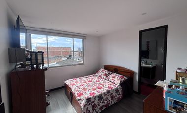 apartamento en venta en nueva marsella. Cod V7071201