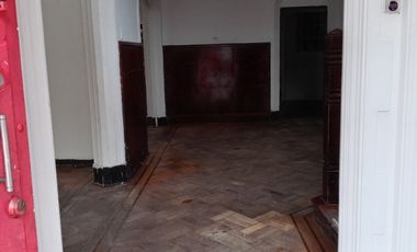 casa en arriendo en chapinero central. Cod A51953