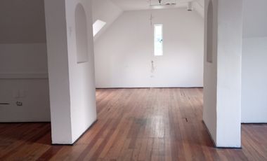 casa en arriendo en chapinero central. Cod A51953