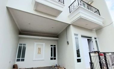 Rumah Siap Huni 2 Lantai One Gate System di Cilodong Depok