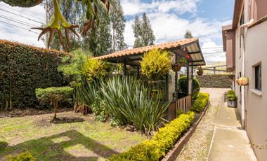 casa en venta en cajicá, zona urbana. Cod V12493