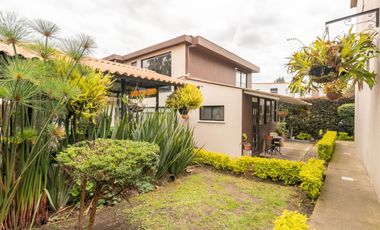 casa en venta en cajicá, zona urbana. Cod V12493