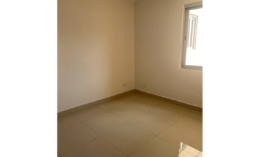 ALQUILO APARTAMENTO EN PH VICKY EN EL CARMEN