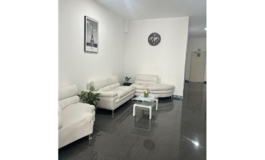 ALQUILO APARTAMENTO EN PH VICKY EN EL CARMEN