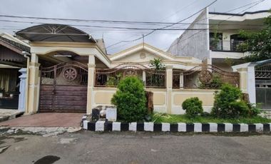 Rumah disewakan di Gubeng, Surabaya