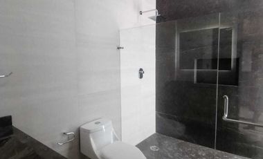 PRECIOSA CASA NUEVA EN RENTA EN FRACC LAS PALMAS CON ALBERCA