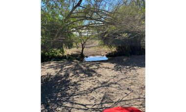 HERMOSO RANCHO EN LOS GAVILANES