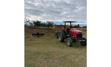 HERMOSO RANCHO EN LOS GAVILANES
