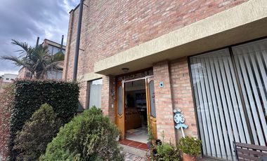 casa en venta en tiquiza. Cod V5935