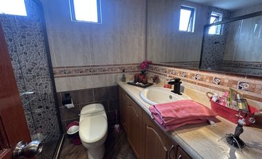 casa en venta en tiquiza. Cod V5935