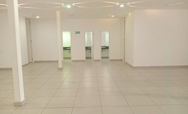 local en arriendo en santa barbara occidental-usaquén. Cod A1105097