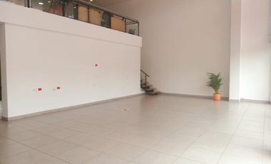 local en arriendo en santa barbara occidental-usaquén. Cod A1105097