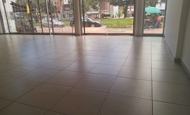 local en arriendo en santa barbara occidental-usaquén. Cod A1105097