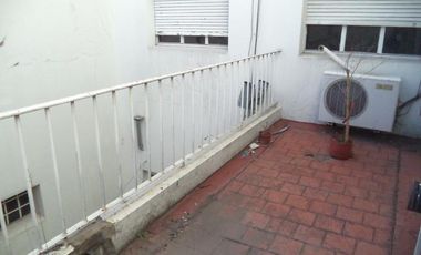 Dpto. ser utilizado como oficina. Exc. ubicación.- L. de Zamora