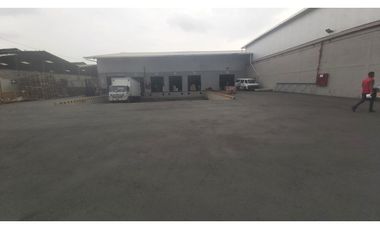 VIA DAULE, INMACONSA SE VENDE O ALQUILA BODEGA DE 5350 M2