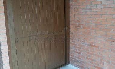 apartamento en arriendo en variante la floresta. Cod A1759