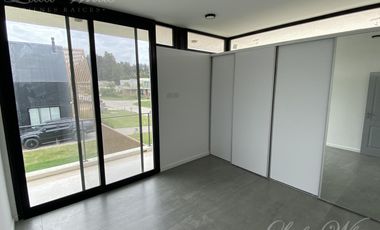 Casa en venta en Lares de Canning