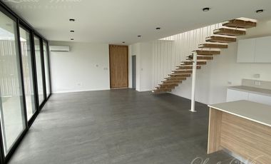 Casa en venta en Lares de Canning