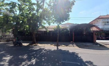 Rumah usaha surabaya pusat eks cafe teuku umar Cocok untuk klinik,DLL