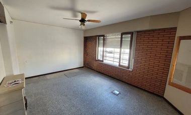 Casa en venta en Lanus Este